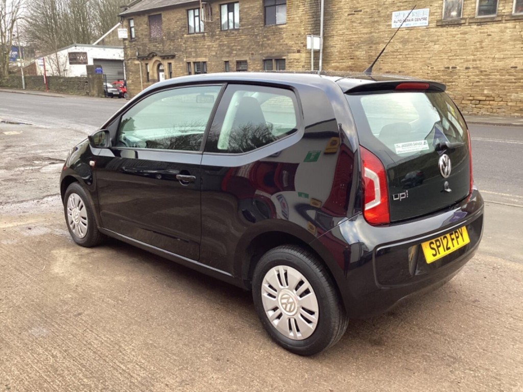VOLKSWAGEN UP