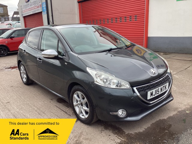PEUGEOT 208 1.2 VTi PureTech Style