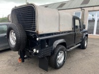 LAND ROVER DEFENDER 110