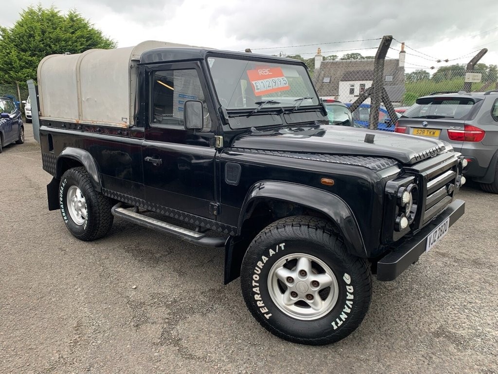 LAND ROVER DEFENDER 110