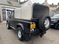 LAND ROVER DEFENDER 110