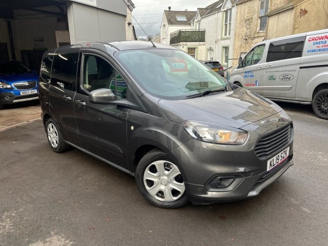 FORD TOURNEO