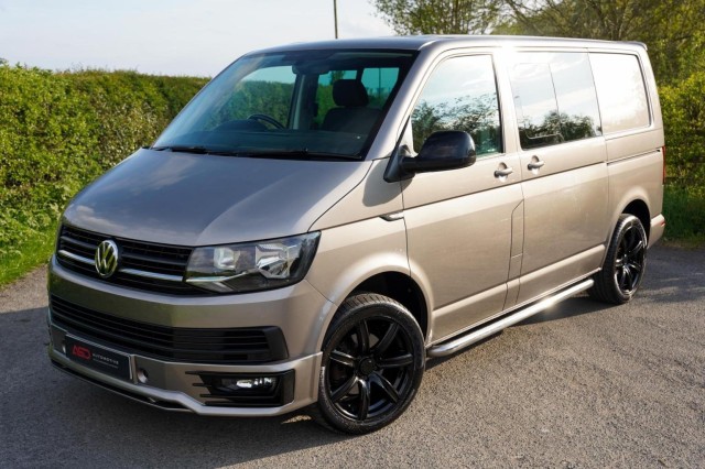 VOLKSWAGEN TRANSPORTER 2.0 TDI T30 BlueMotion Tech Highline Kombi DSG FWD SWB Euro 6 (s/s) 5dr