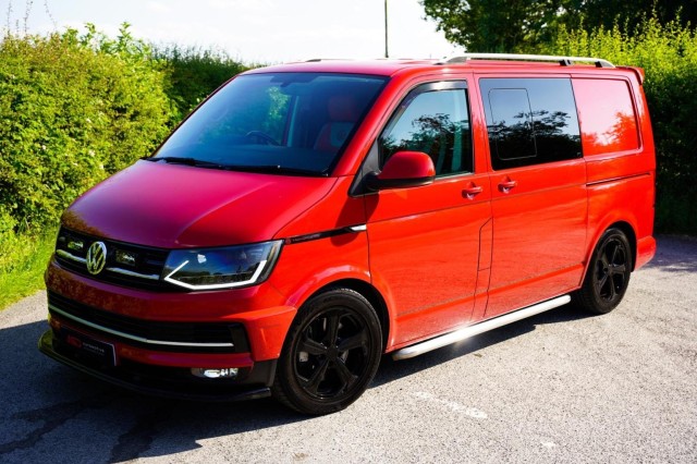 VOLKSWAGEN TRANSPORTER 2.0 TDI T32 BlueMotion Tech Highline Kombi DSG FWD SWB Euro 6 (s/s) 5dr