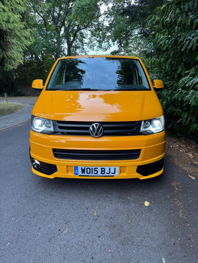 VOLKSWAGEN TRANSPORTER 2.0 TDI T30 Highline Kombi DSG L1 H1 4dr