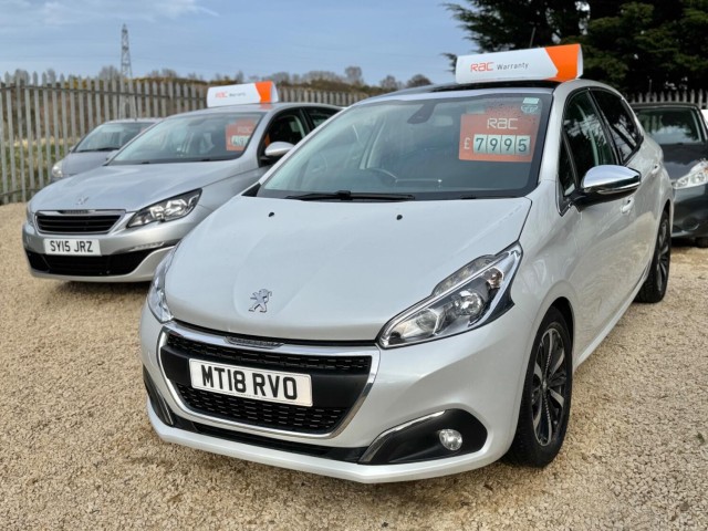 PEUGEOT 208 1.2 PureTech Allure Premium