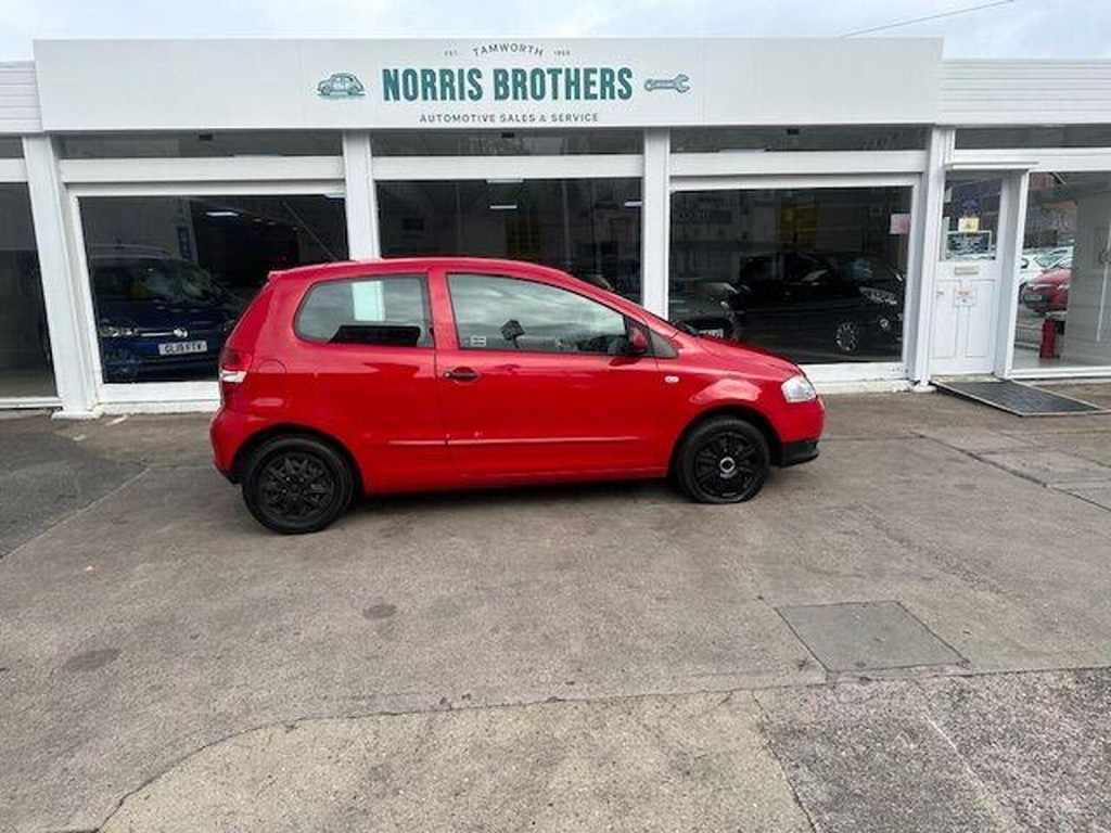 VOLKSWAGEN FOX