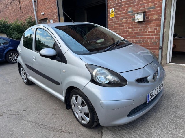 TOYOTA AYGO 1.0 VVT-i + MultiMode Euro 4 5dr
