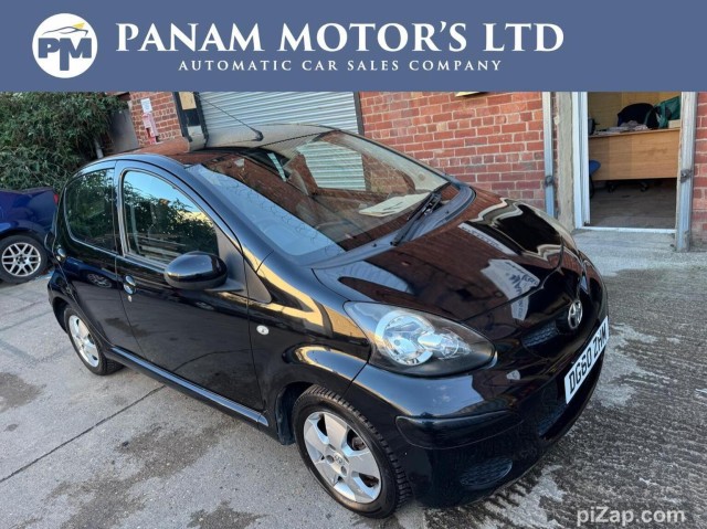 TOYOTA AYGO 1.0 VVT-i Black MultiMode Euro 4 5dr (AC)