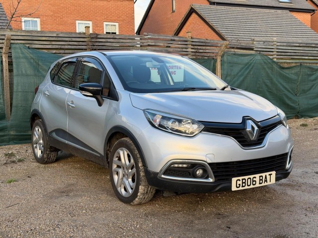 RENAULT CAPTUR