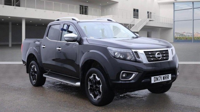 NISSAN NAVARA