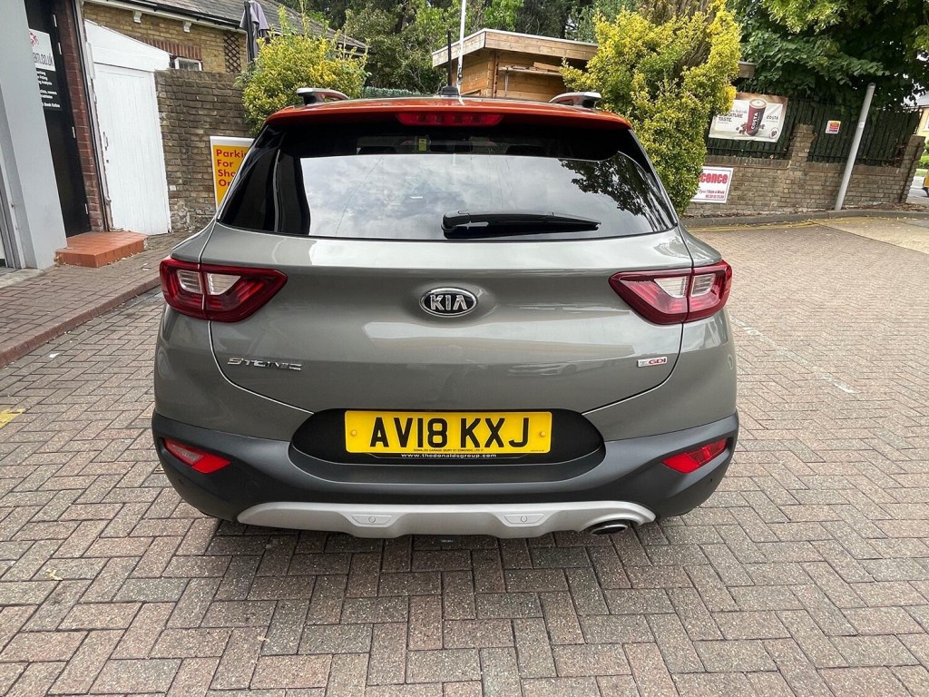 KIA STONIC
