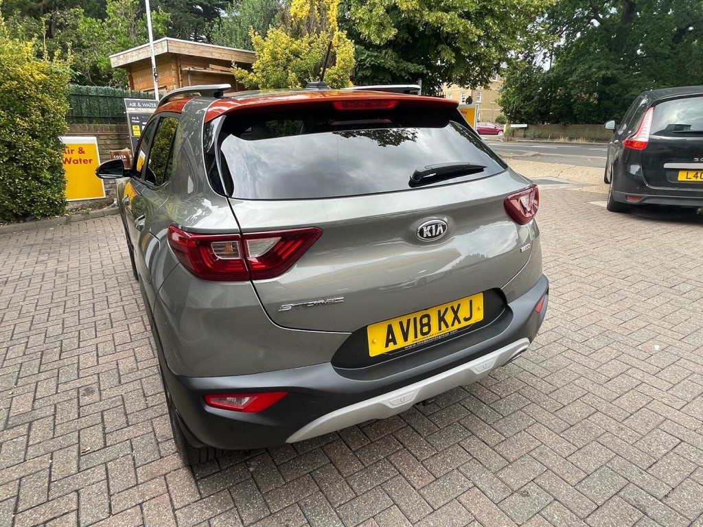 KIA STONIC