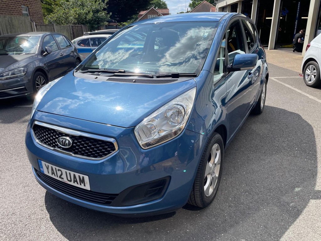 KIA VENGA