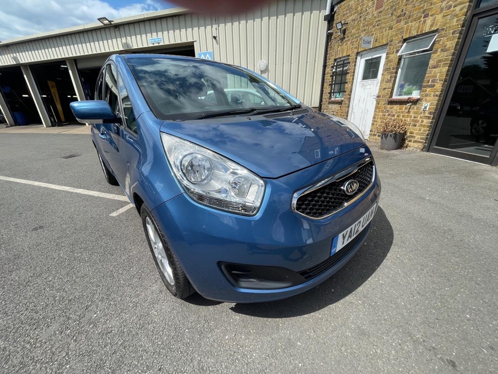 KIA VENGA