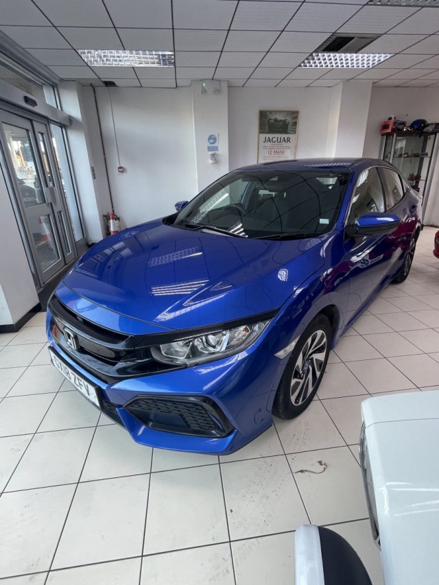 HONDA CIVIC 1.0 VTEC Turbo SE