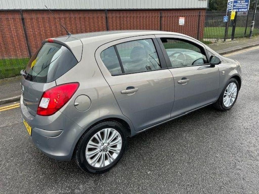 VAUXHALL CORSA