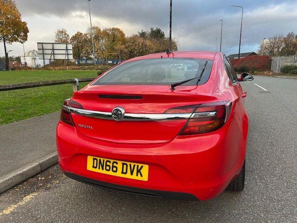 VAUXHALL INSIGNIA