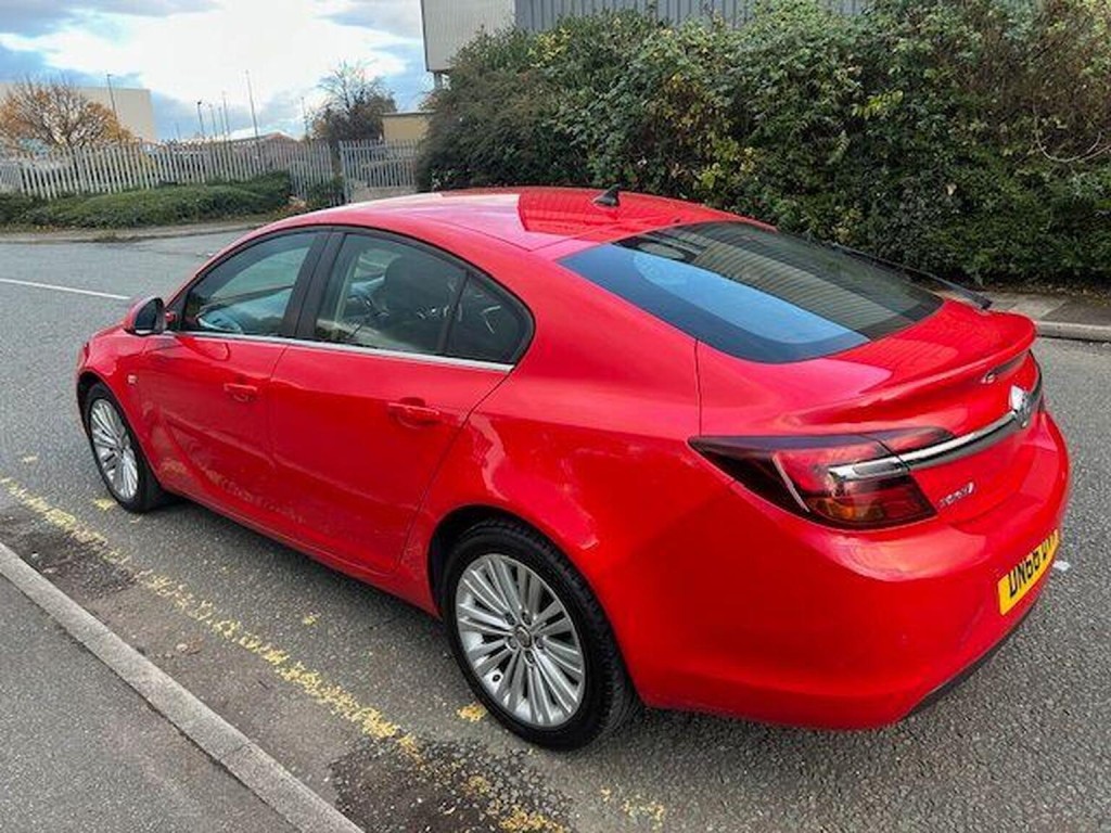 VAUXHALL INSIGNIA