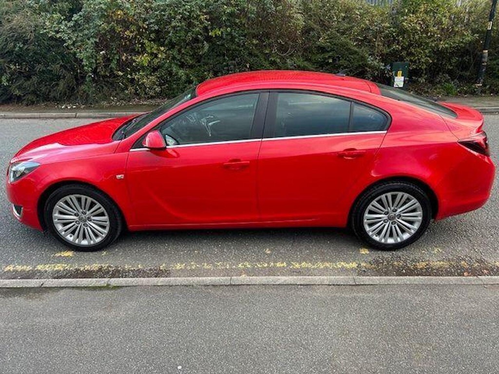 VAUXHALL INSIGNIA