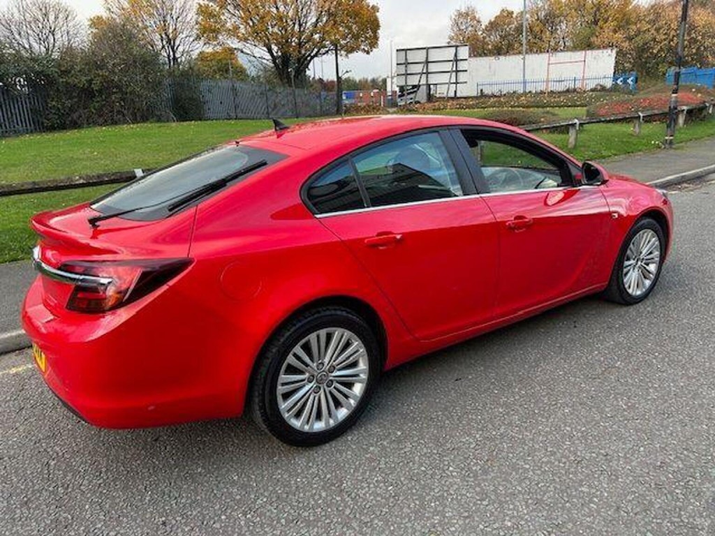 VAUXHALL INSIGNIA