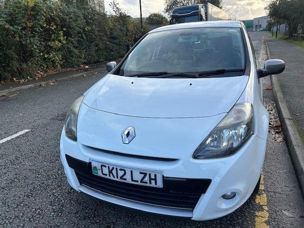 RENAULT CLIO