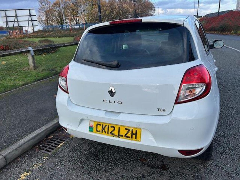RENAULT CLIO