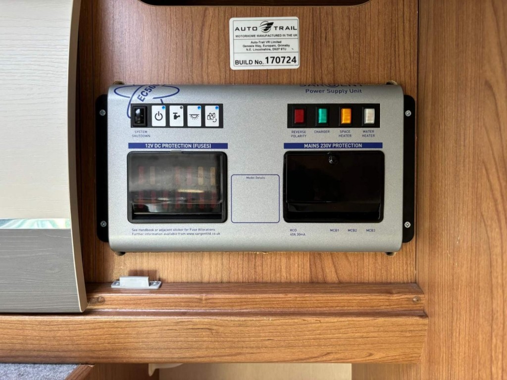AUTO-TRAIL APACHE 634