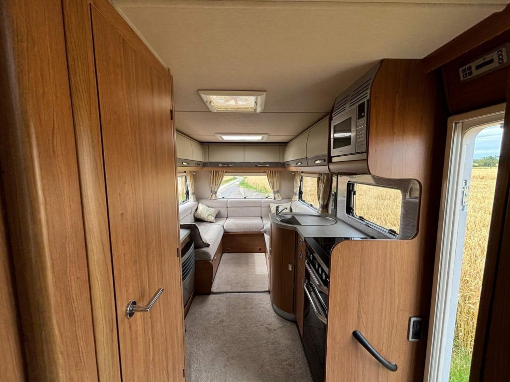 AUTO-TRAIL APACHE 634
