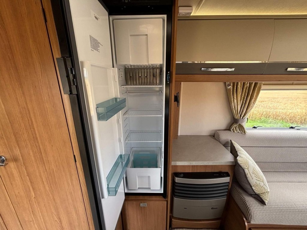 AUTO-TRAIL APACHE 634