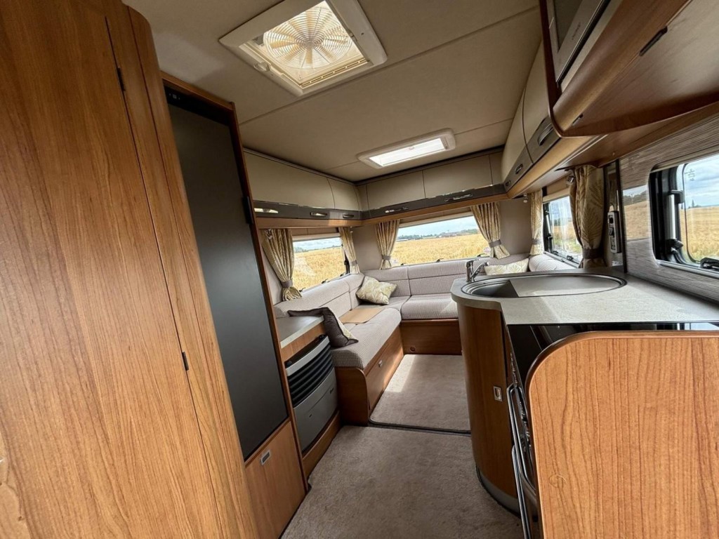 AUTO-TRAIL APACHE 634