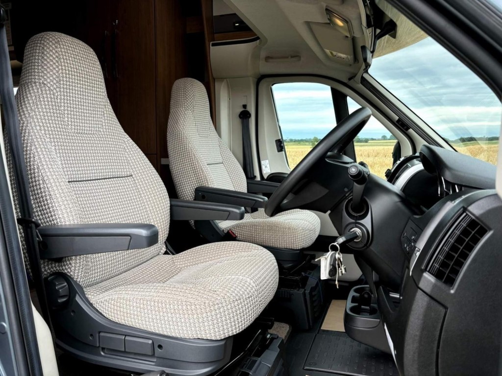 AUTO-TRAIL APACHE 634