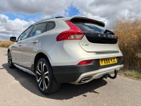 VOLVO V40 CROSS COUNTRY