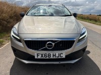 VOLVO V40 CROSS COUNTRY