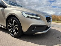 VOLVO V40 CROSS COUNTRY