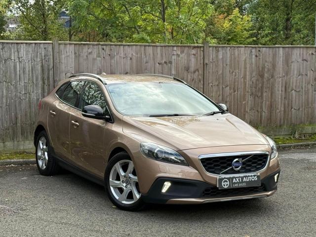 VOLVO V40 CROSS COUNTRY 1.6 D2 Lux Powershift Euro 5 (s/s) 5dr