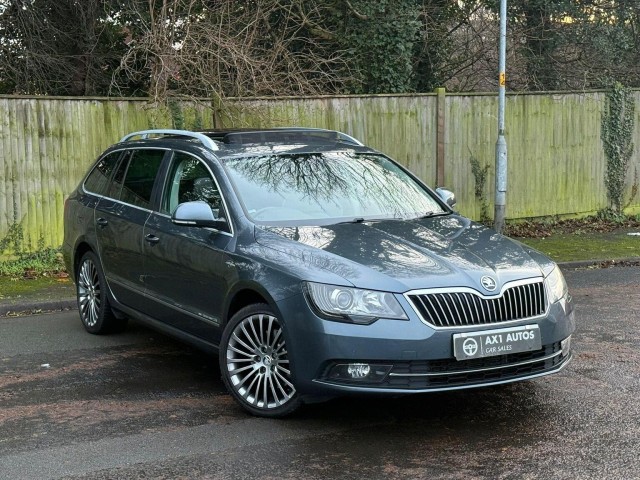 SKODA SUPERB 2.0 TDI Laurin & Klement DSG 4WD Euro 5 (s/s) 5dr