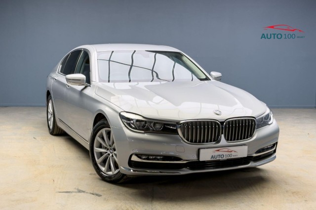 BMW 7 SERIES