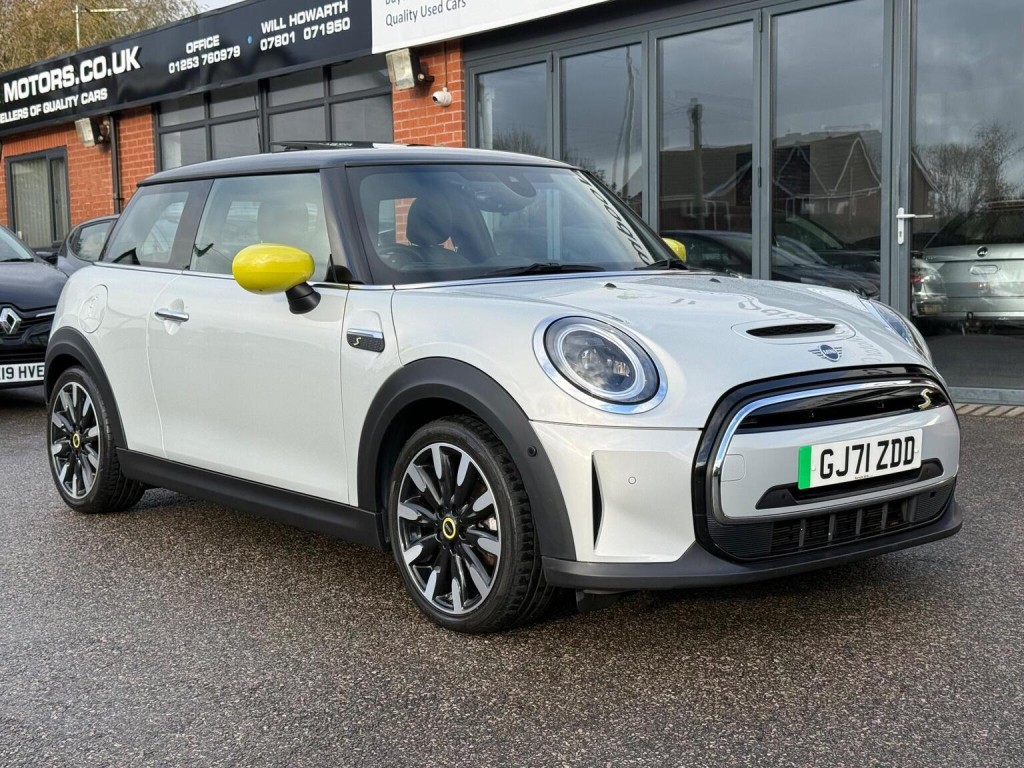 MINI ELECTRIC Cooper SE 32.6kWh Level 3 Auto 3dr