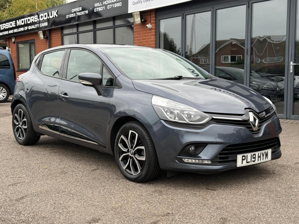 RENAULT CLIO 1.5 dCi Play Euro 6 (s/s) 5dr