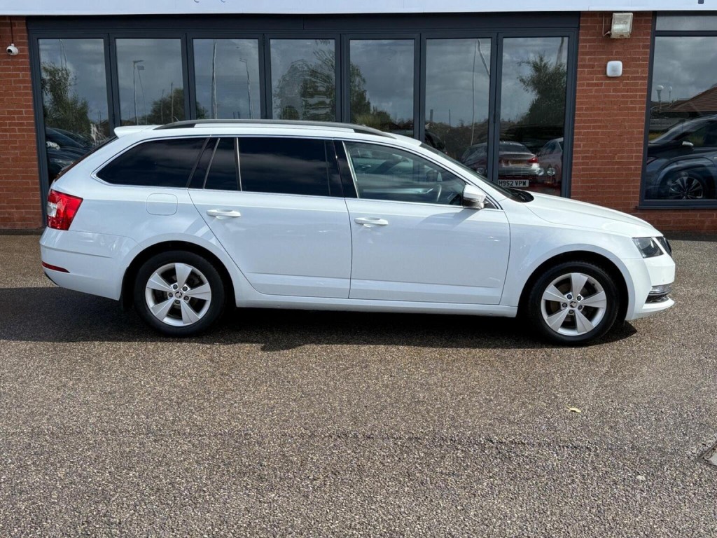 SKODA OCTAVIA 1.6 TDI SE Technology Euro 6 (s/s) 5dr