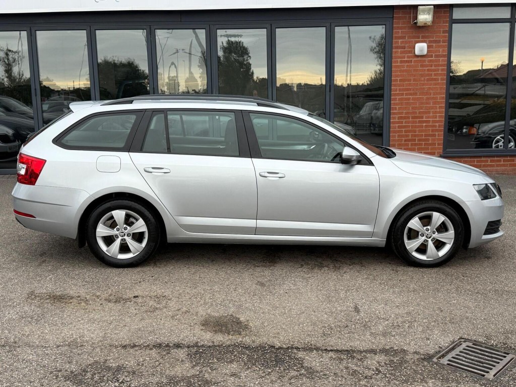 SKODA OCTAVIA 1.6 TDI SE Technology Euro 6 (s/s) 5dr