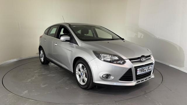FORD FOCUS 1.0 T EcoBoost Zetec