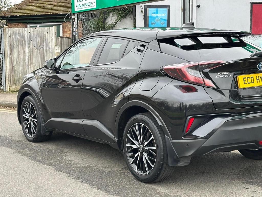 TOYOTA C-HR