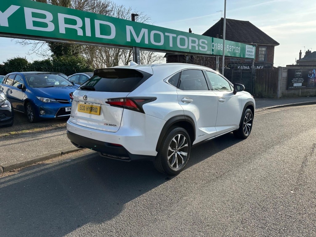 LEXUS NX