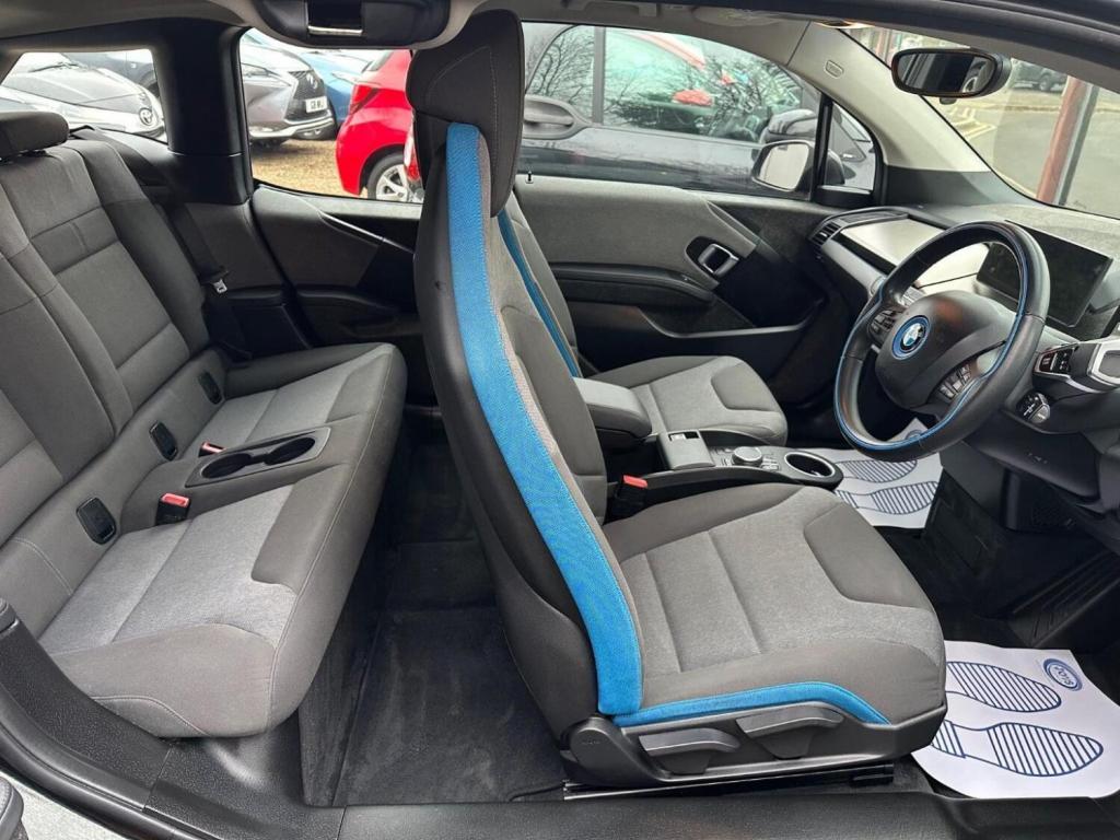 BMW I3