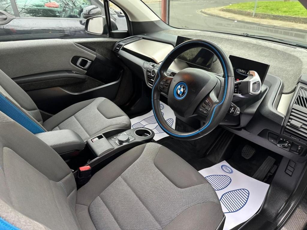 BMW I3