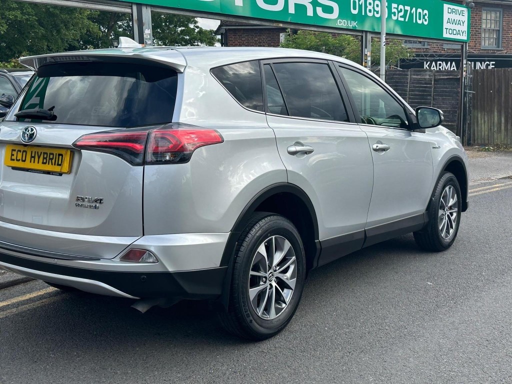 TOYOTA RAV4