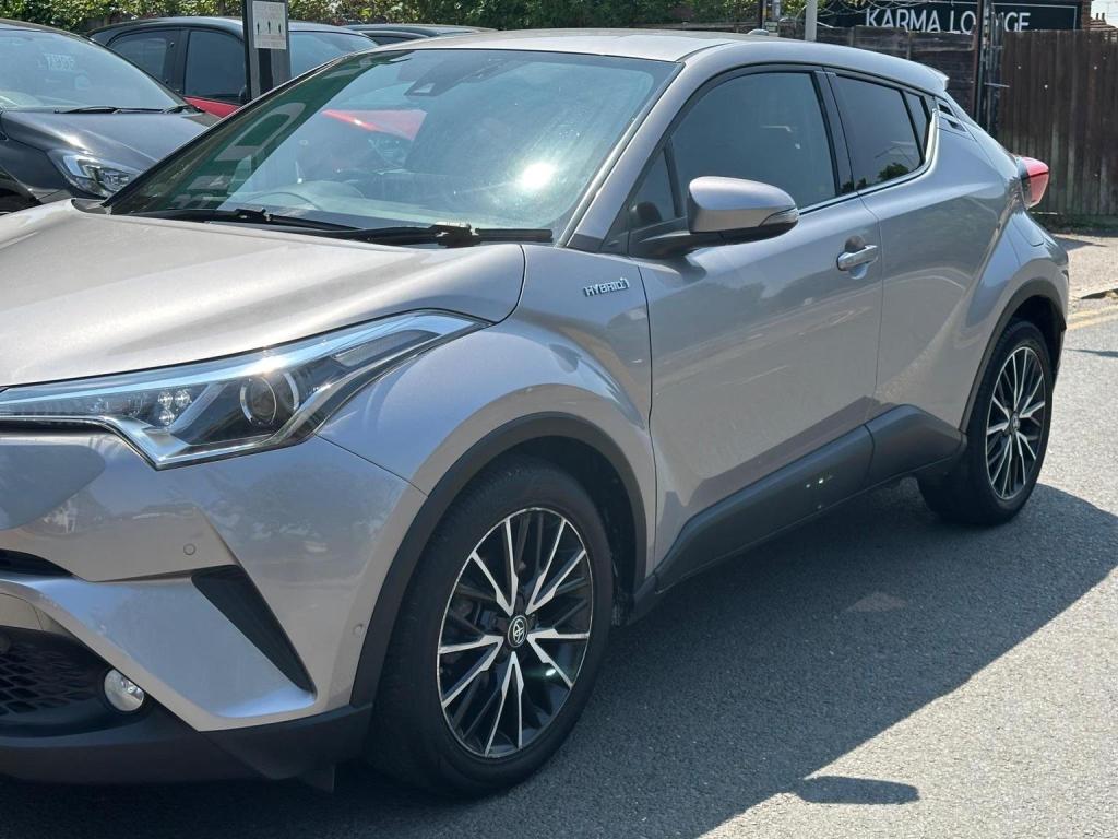 TOYOTA C-HR