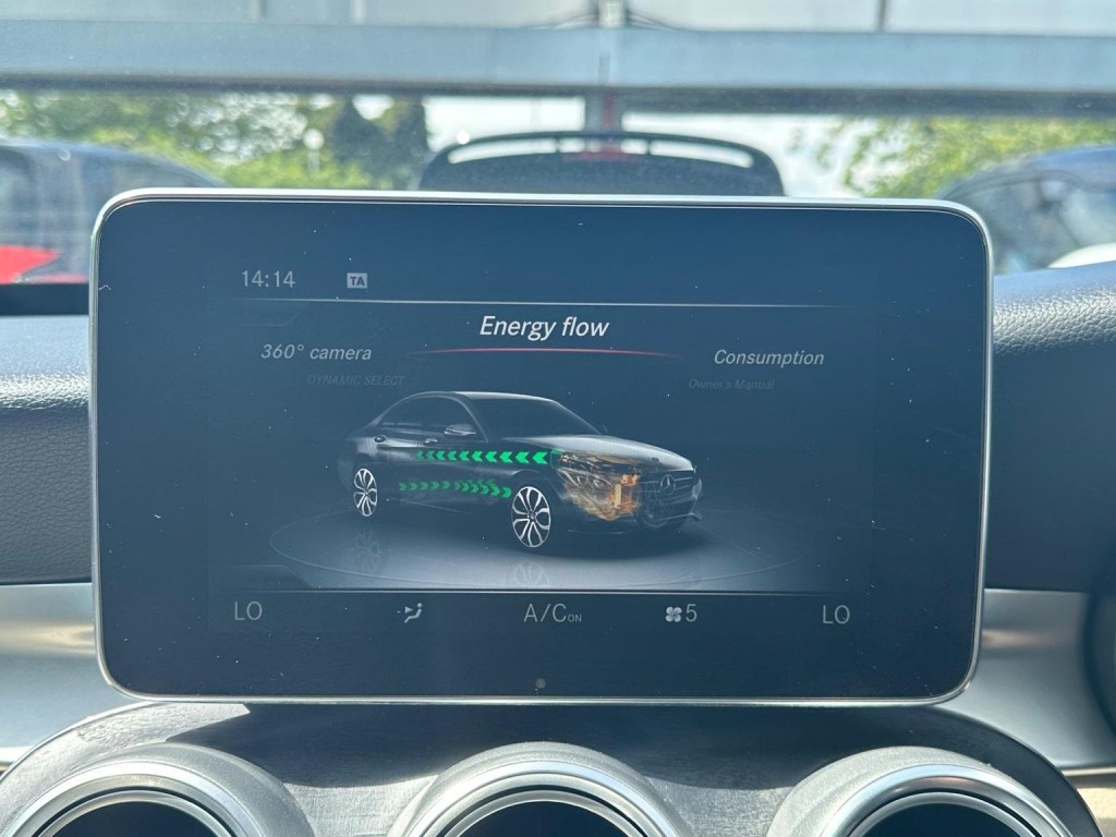 MERCEDES-BENZ C CLASS